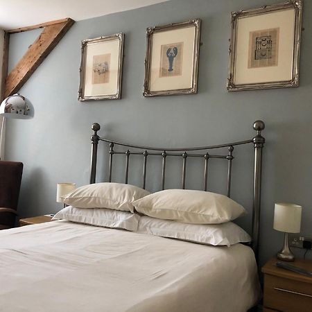 St Bernards New Quay Quarto foto